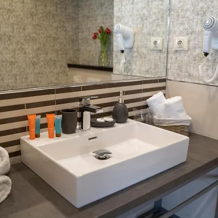 Akacija Luxury Suites * Belgrade