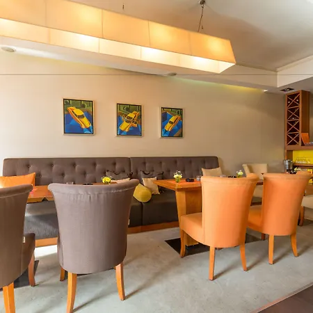 Akacija Luxury Suites Apartment