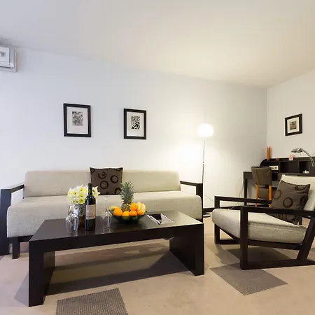 Akacija Luxury Suites * Belgrade