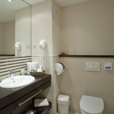 Akacija Luxury Suites Apartment *