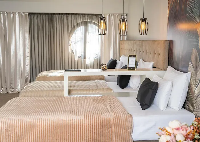 Akacija Luxury Suites- Zemunski Kej Belgrade