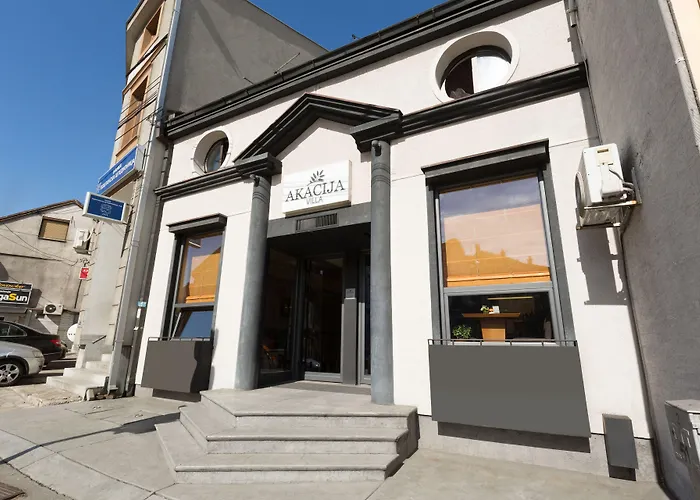 Akacija Luxury Suites- Zemunski Kej Belgrade